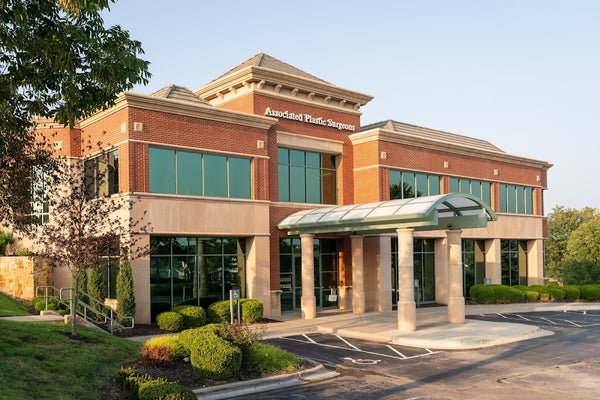 Associated Plastic Surgeons & Med Spa | Hair Transplant | Leawood, MO
