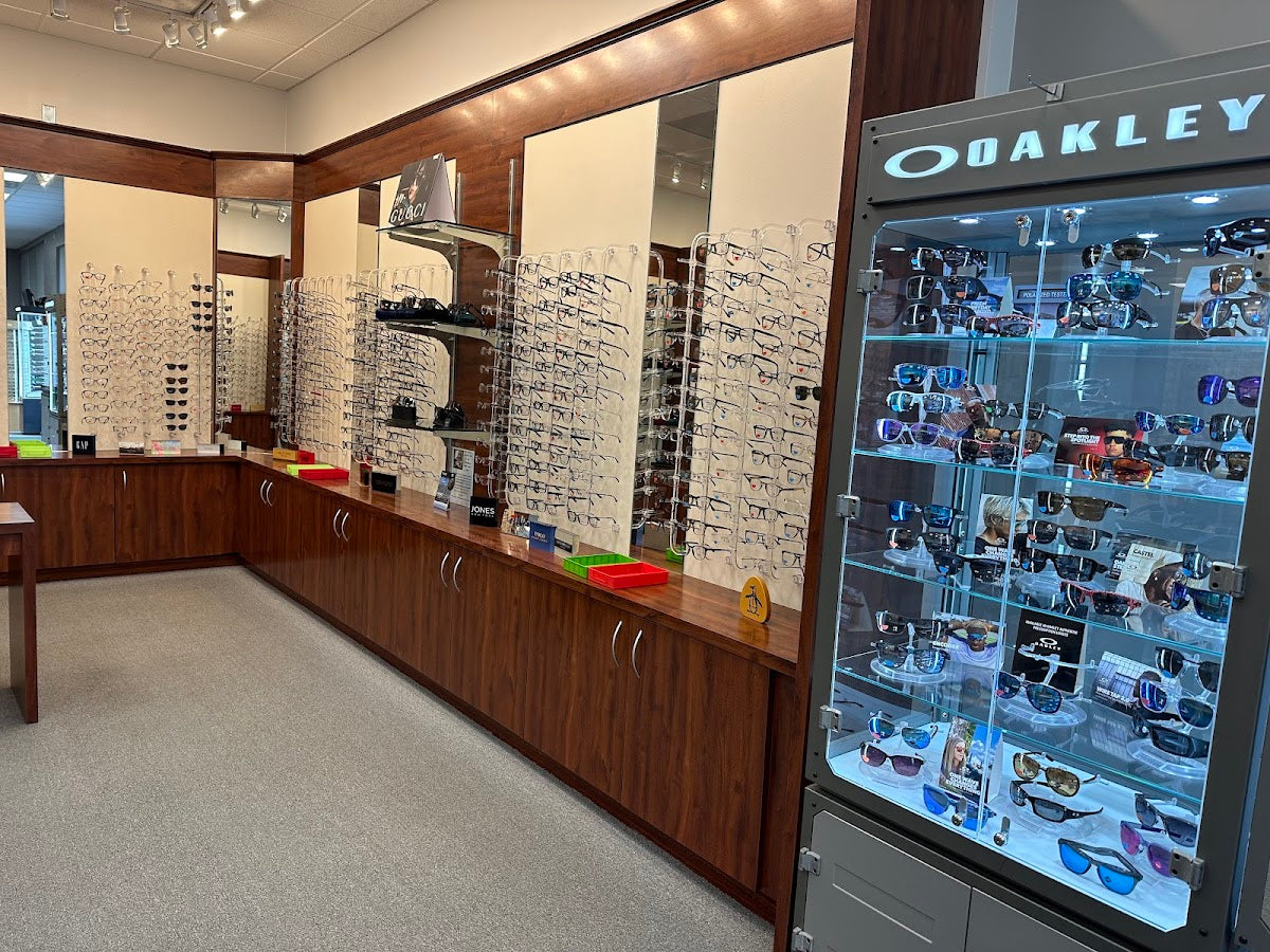 Michael P Kucher & Associates | Eye Clinic | Weirton, WV