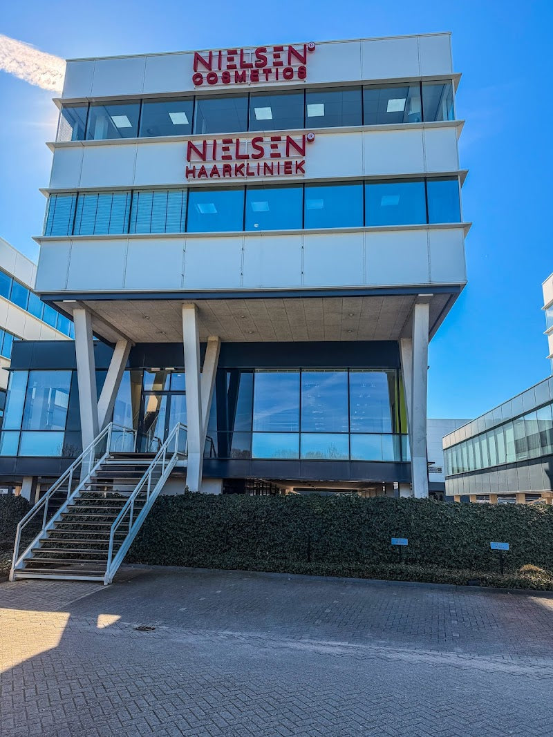 Nielsen Haarkliniek Den Haag | Hair Transplant | 2497 GR Den Haag