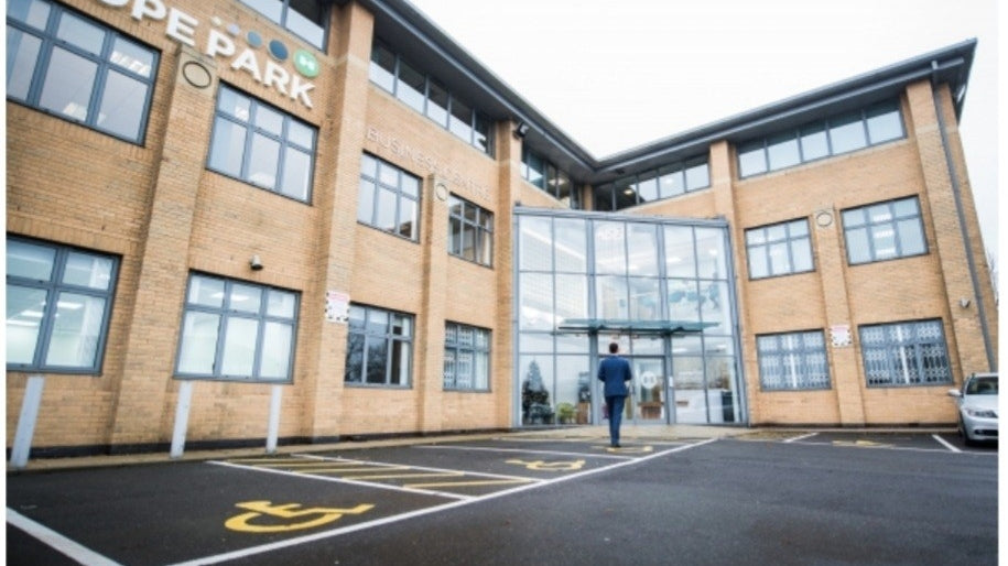 Hannah Aesthetic and Health Clinic - Aesthetic Surgery clinic in Bradford, United Kingdom