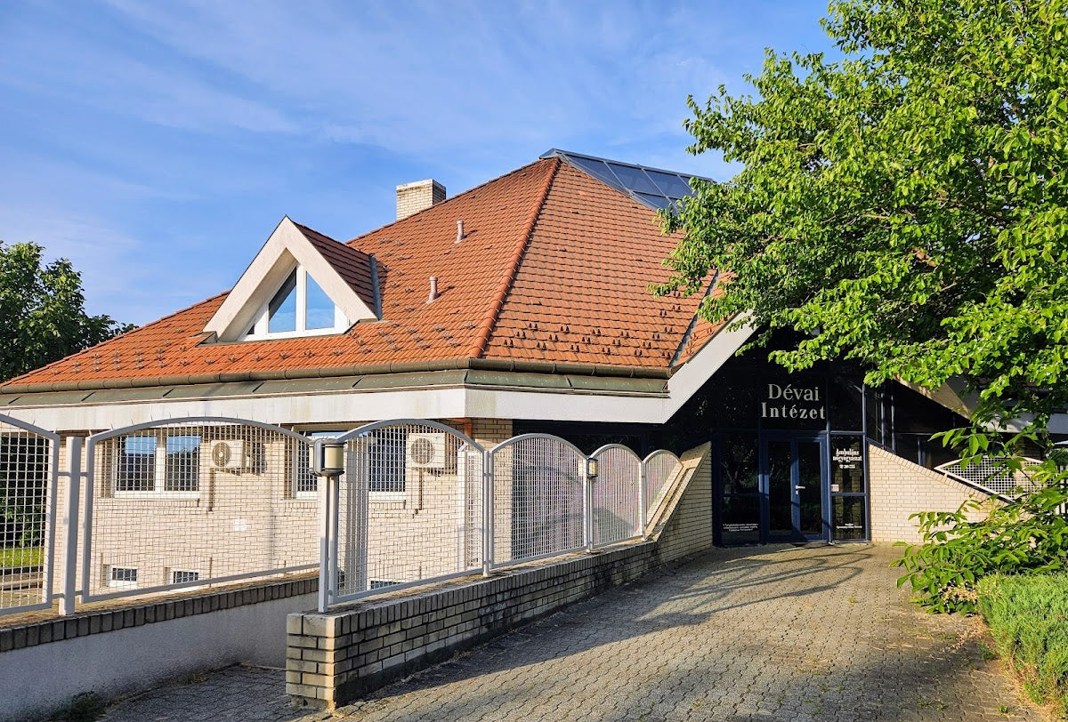 Dunamenti REK Dévai Institute - IVF & Fertility clinic in Törökbálinti út 56, Hungary