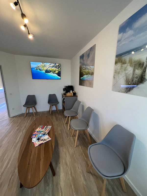 Welldental-Zahnärztin Ahlem Kohli - | Dental | Düsseldorf-Stadtbezirk