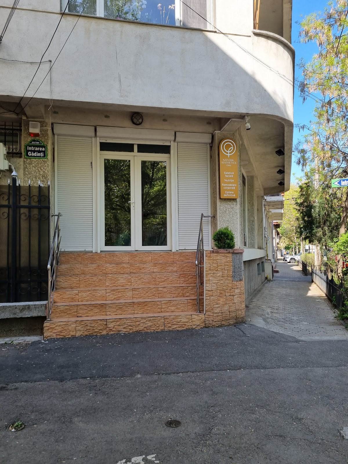 Natural Aesthetics - Aesthetic Surgery clinic in București, Romania