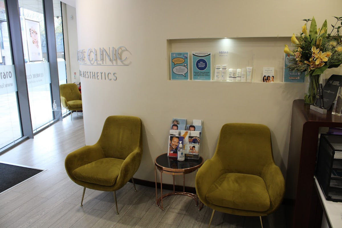 Dr Kian Plastic Surgery - Cosmetic & Plastic Surgeon Manchester — photo 3