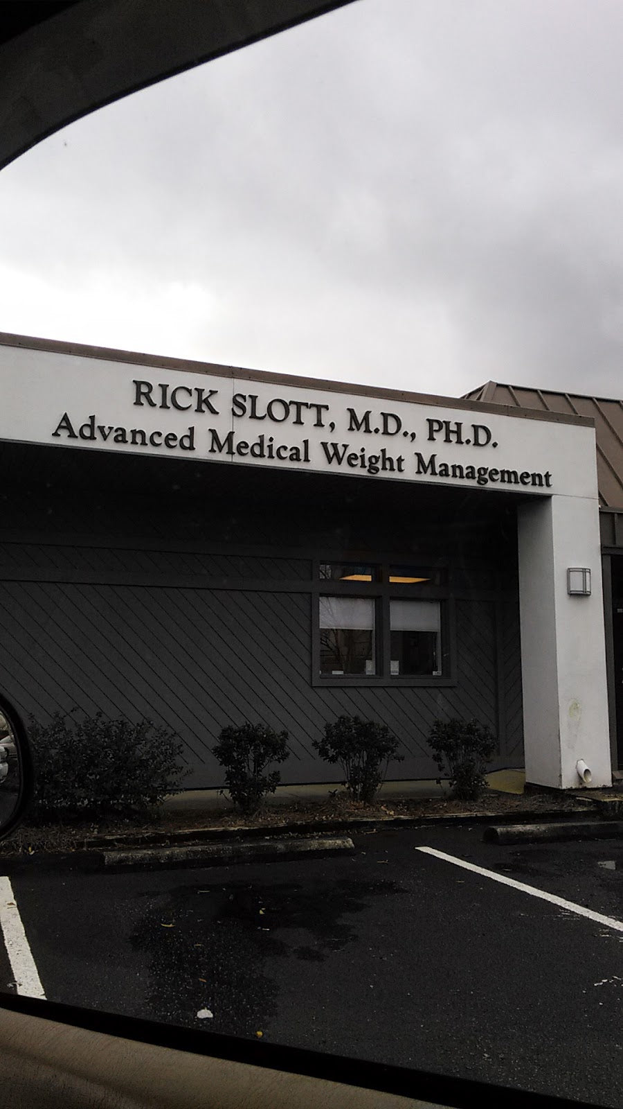Advanced Medical Weight Management Center, Dr. Rick Slott, M.D., PhD | Bariatric Surgery | North Charleston, SC