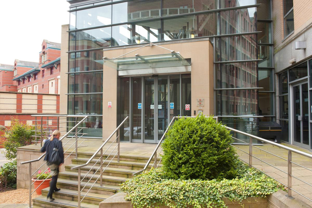 Philip Turton, Cosmetic Breast Surgeon — photo 3