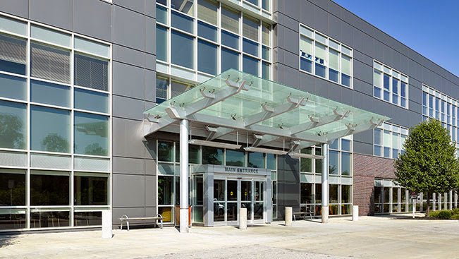 Ophthalmology  - St. Elizabeth Physicians | Eye Clinic | Covington, KY