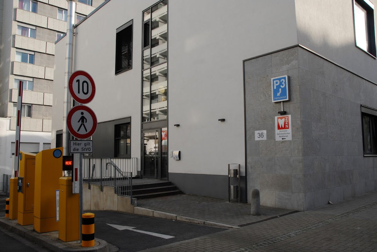 ZZN Central Emergency Dental Service e. V. Dusseldorf - Dental clinic in Düsseldorf, Germany