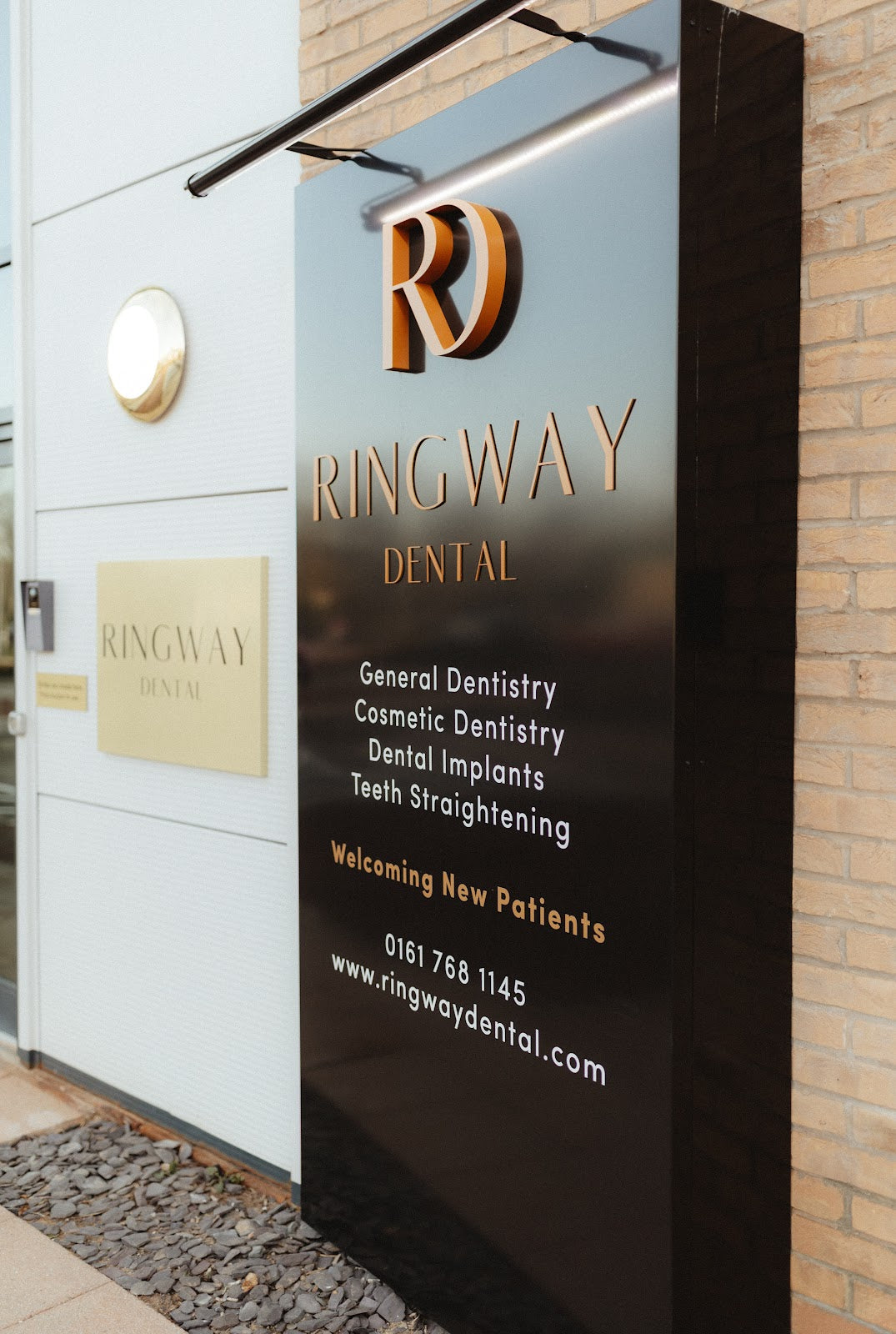 Ringway Dental - Altrincham - Cosmetic and Implant Dentistry — photo 4