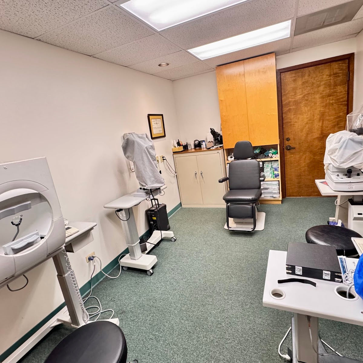 George F. Nardin, MD | Eye Clinic | Kailua, HI