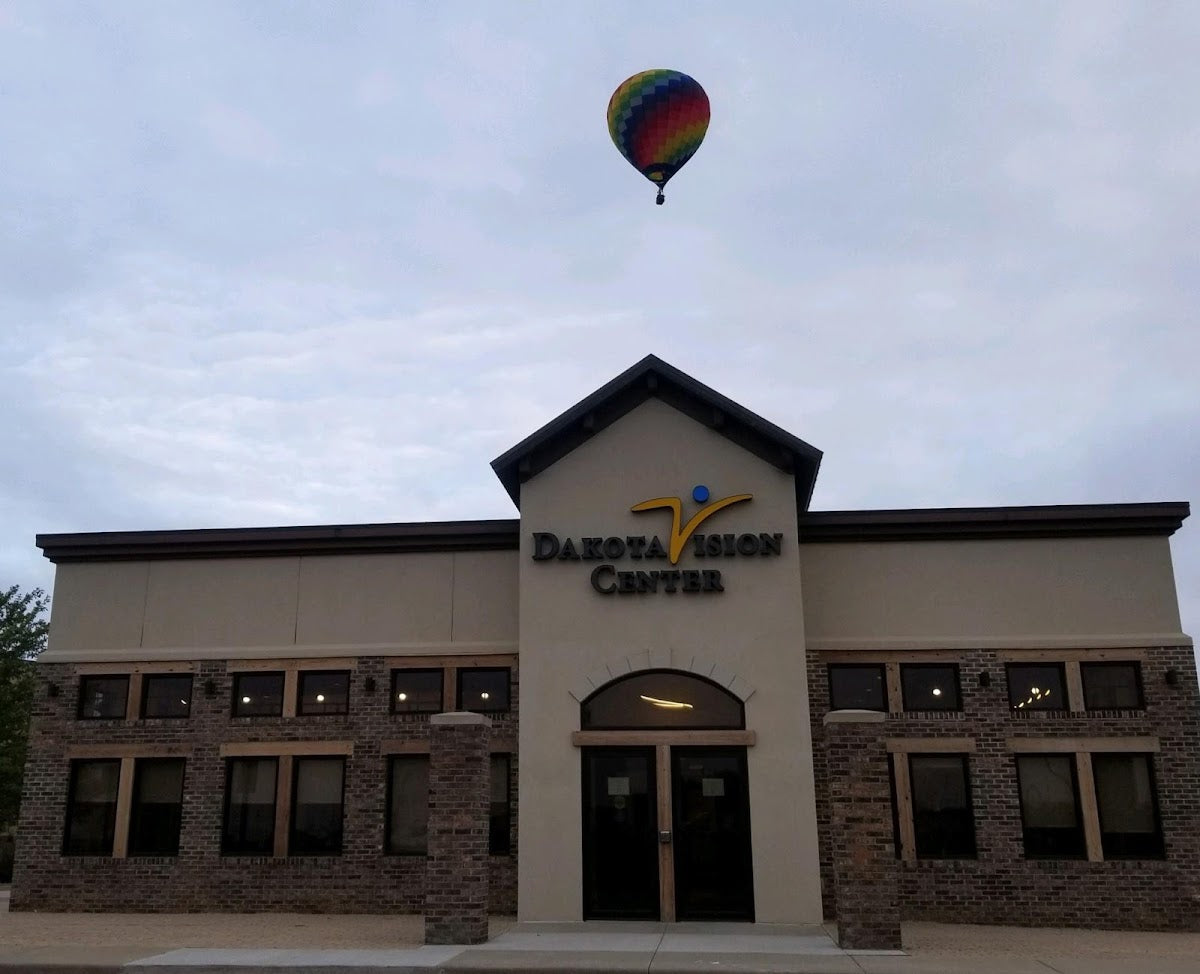 Dakota Vision Center — East | Eye Clinic | Sioux Falls, SD