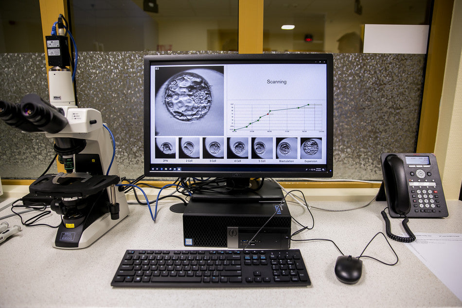 Asszisztált Reprodukciós Centrum, Semmelweis Egyetem - IVF & Fertility clinic in Gyáli út 17-19, Hungary