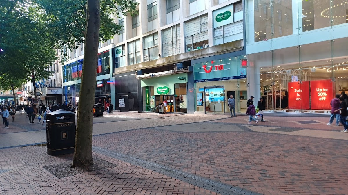 Specsavers Opticians and Audiologists - Birmingham — Dr.Visor photo 5
