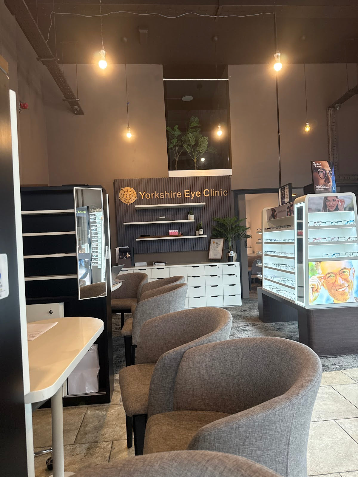 Yorkshire Eye Clinic — Dr.Visor photo 2