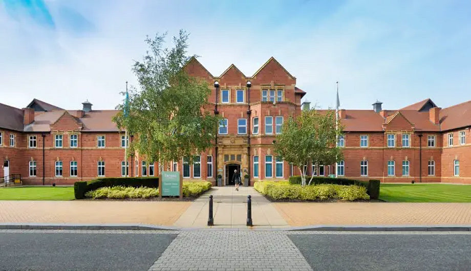 Elithair UK | Your PRP & Hair Transplant Specialist in the UK - Hair Transplant clinic in Cheadle, United Kingdom
