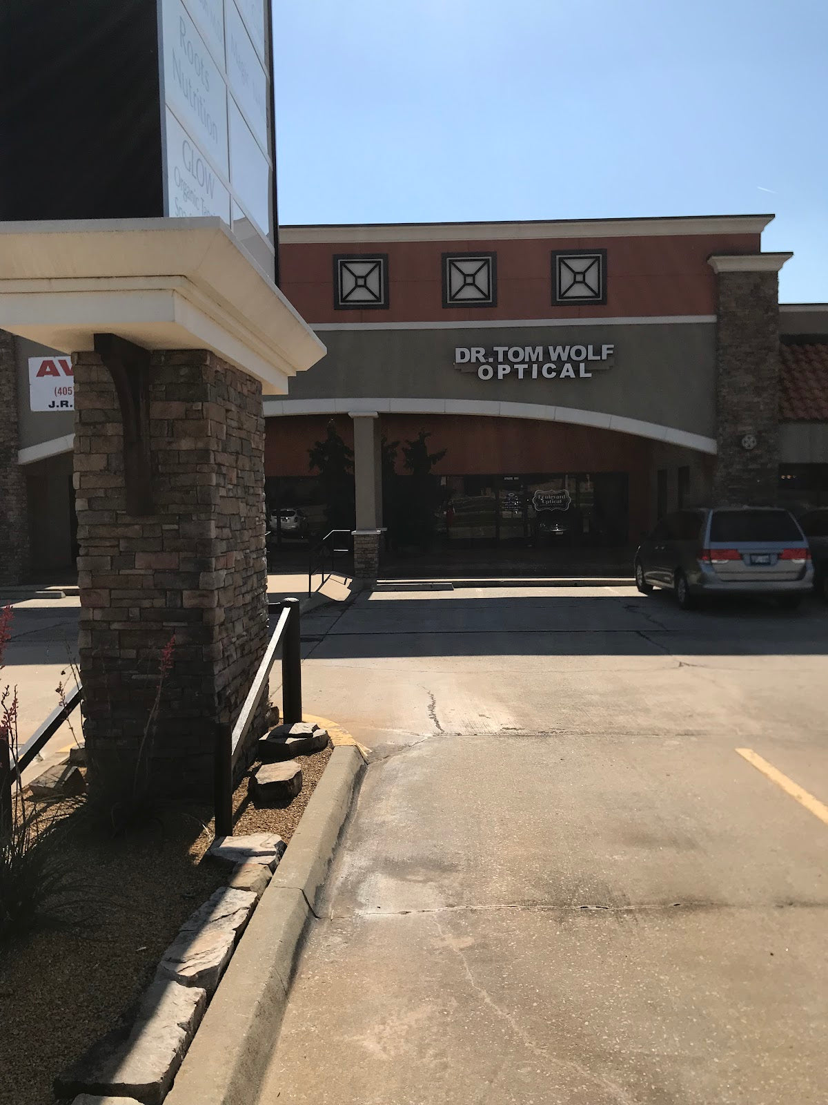 Dr. Thomas Wolf, MD | Eye Clinic | Edmond, OK