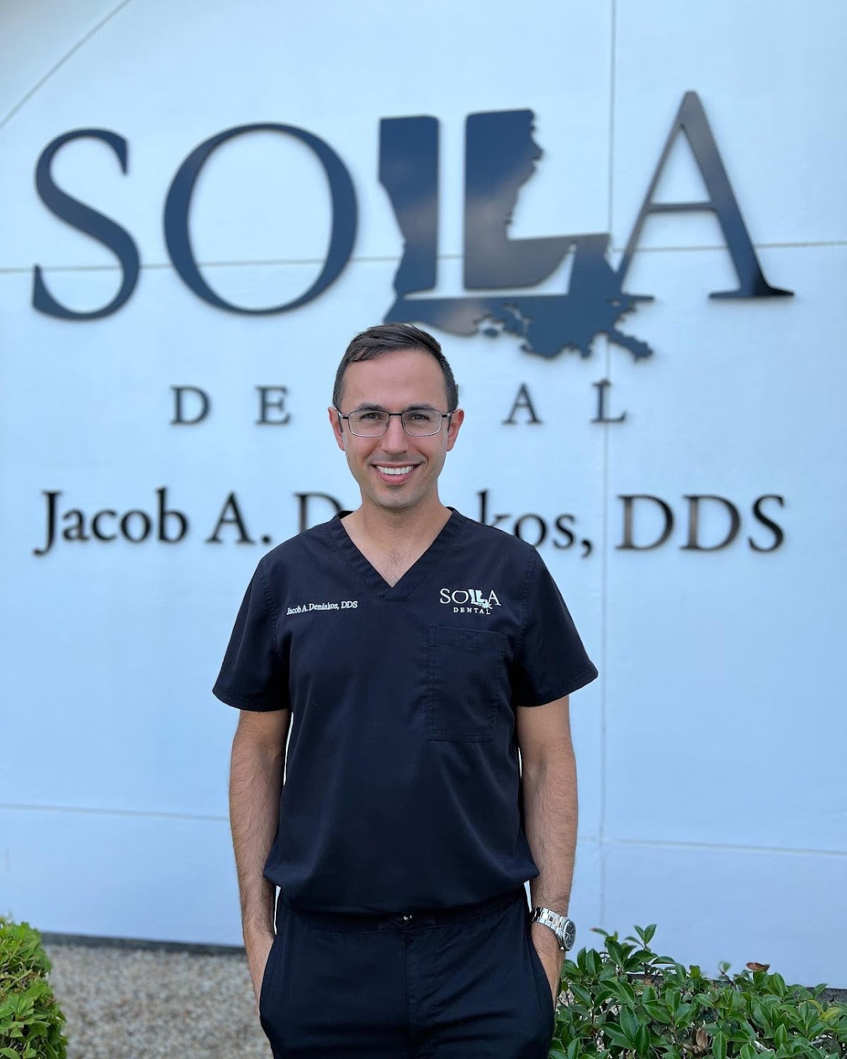 Dentist - SOLA Dental | Dental | Lafayette, LA