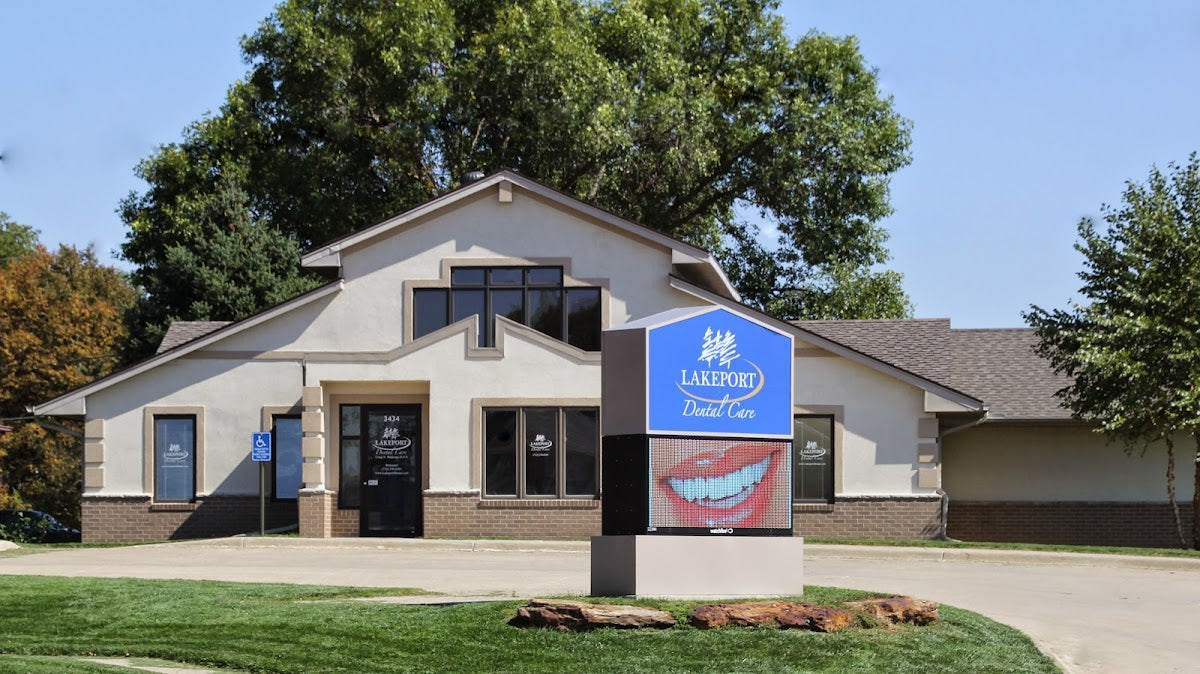 The Dentist of Siouxland at Lakeport | Dental | Sioux City, IA