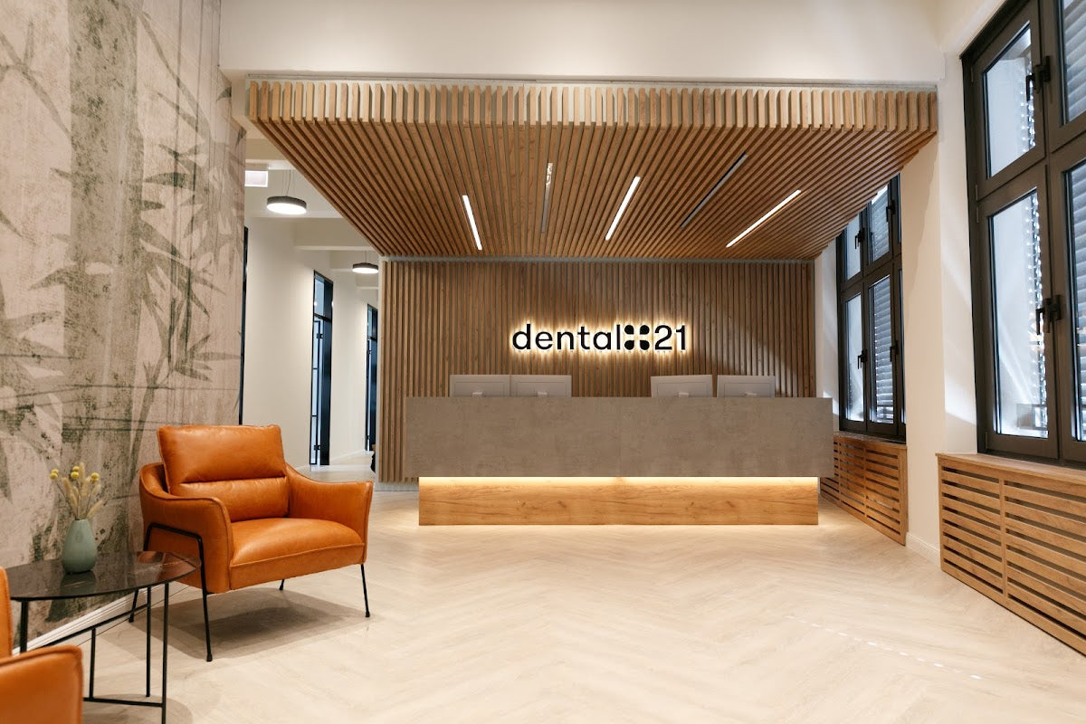 Zahnarzt Hamburg - Dental21 (ehemals MVZ Dentalzentrum Hamburg Gänsemarkt GmbH) - Dental clinic in Hamburg, Germany