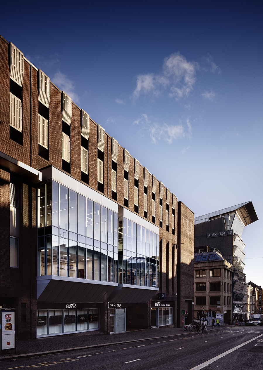 Elanic - Aesthetic Surgery clinic in Glasgow, United Kingdom