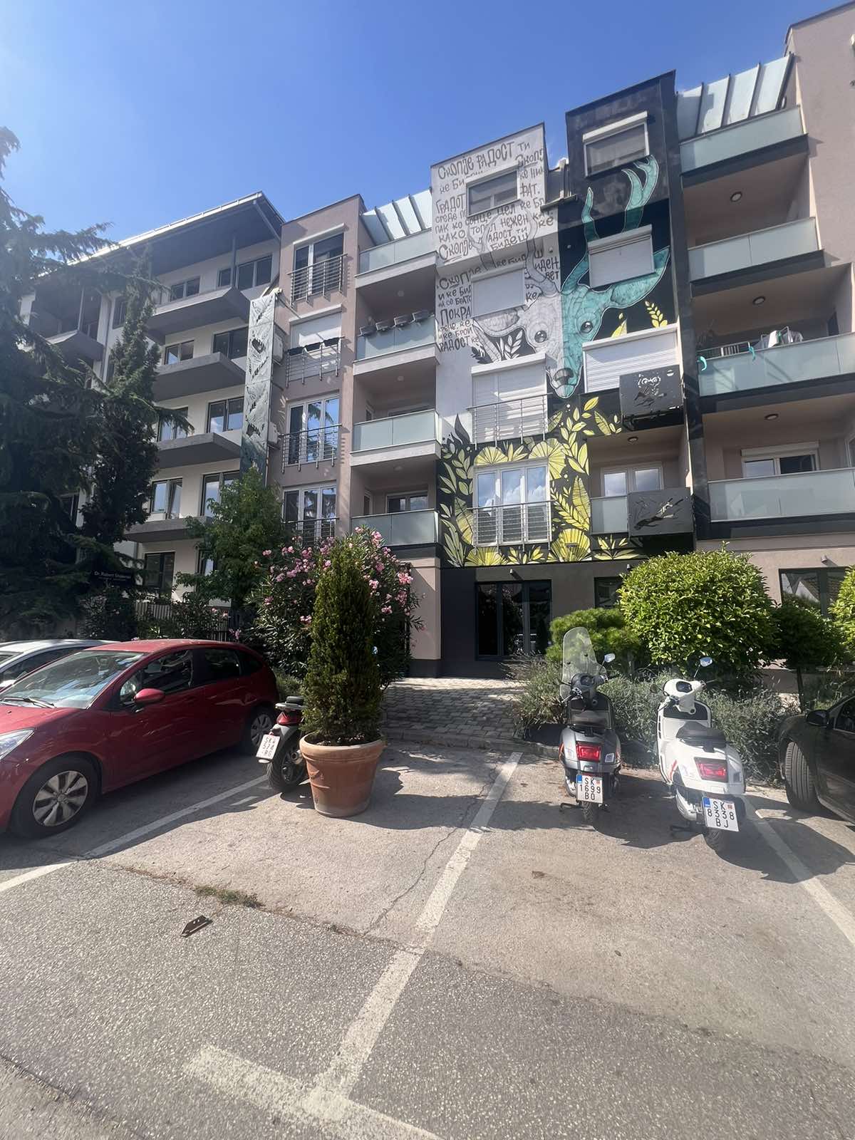 Dr.Robert Stojoski - Aesthetic Surgery clinic in Skopje, North Macedonia
