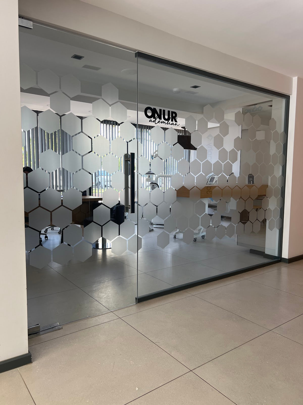 Perla Oral and Maxillofacial Clinic — Dr.Visor photo 5