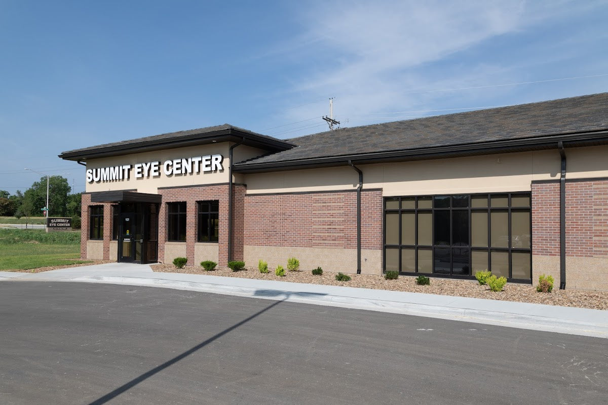 Summit Eye Center | Eye Clinic | Lee's Summit, MO