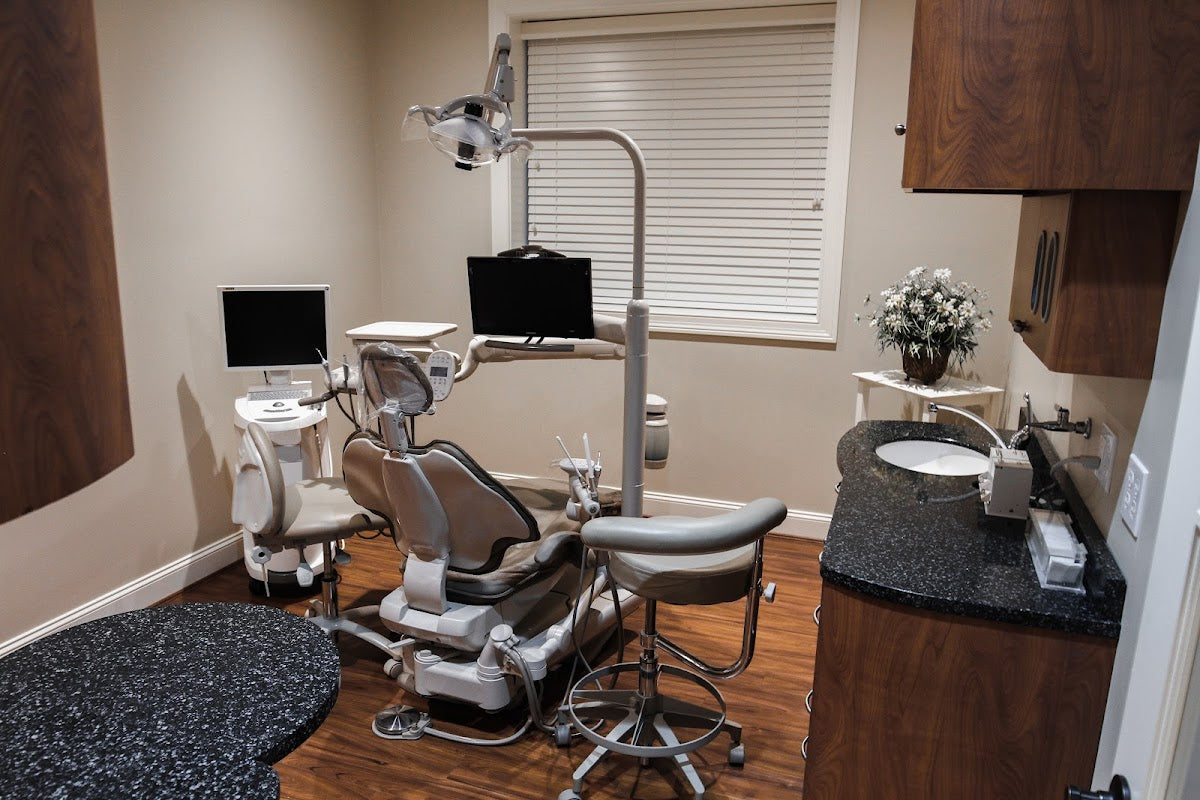 Ford, Eric D., D.D.S., P.L.L.C | Dental | Huntington, WV