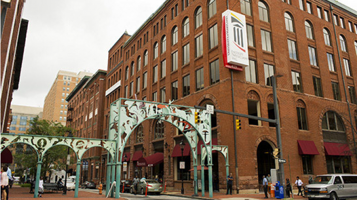 University of  Eye Associates at Redwood | Eye Clinic | Baltimore, MD