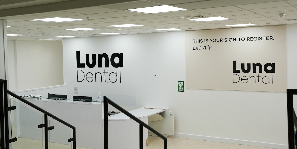 Luna Dental│New Patients | Emergency Appointments | Implants | Dentures | Crowns - Dental clinic in Cardiff, United Kingdom