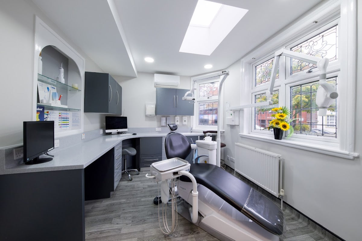 Sutton Dental & Implant Clinic — photo 2