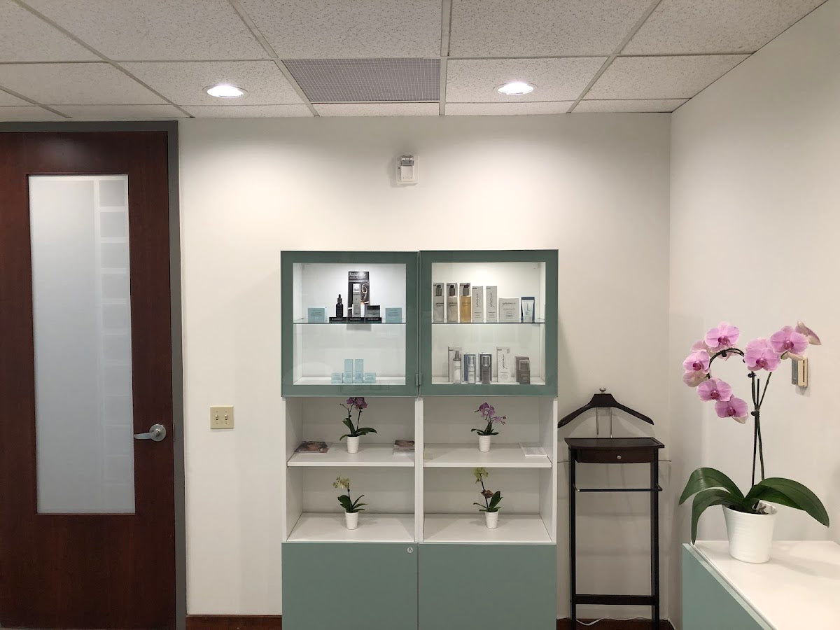 Dermatology Center | Hair Transplant | St. Louis, MO