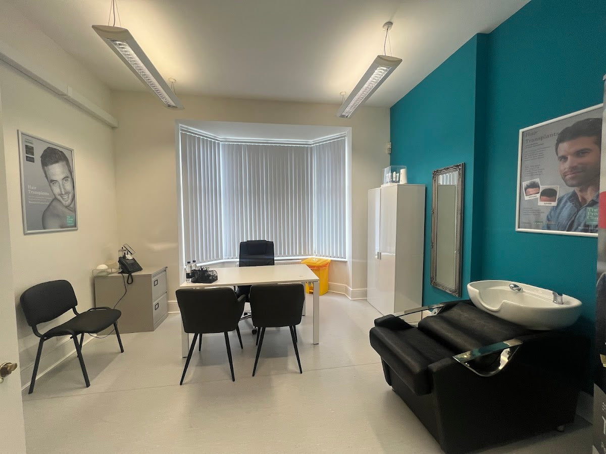 The Private Clinic Birmingham, Liposuction, Varicose Vein, Breast surgery — photo 2