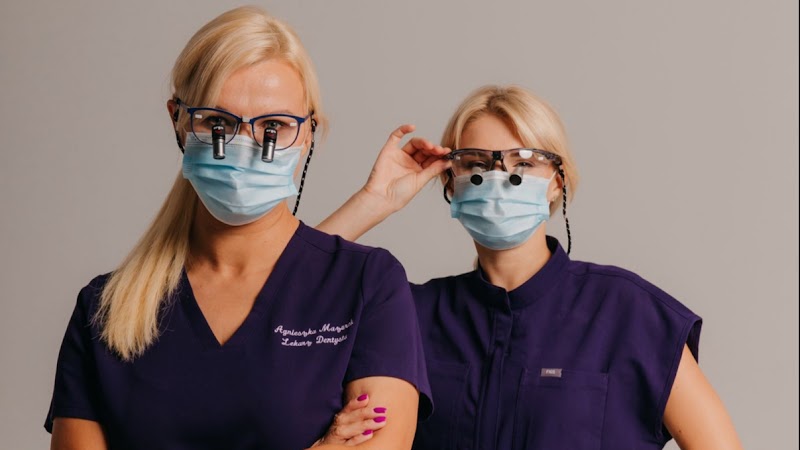 ADM DENTAL CLINIC | Stomatologia Warszawa – implanty – ortodoncja – korony – endodoncja – bonding – wybielanie | Dental | 01-204 Warszawa