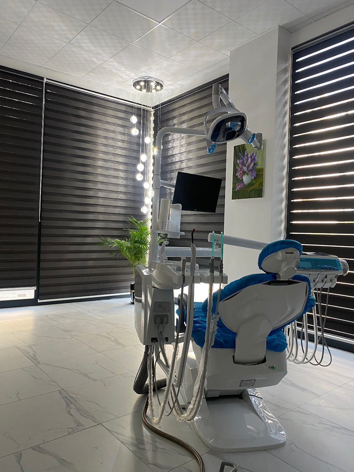 Moon Özel Ağız ve Diş Sağlığı Polikliniği — Dr.Visor photo 4