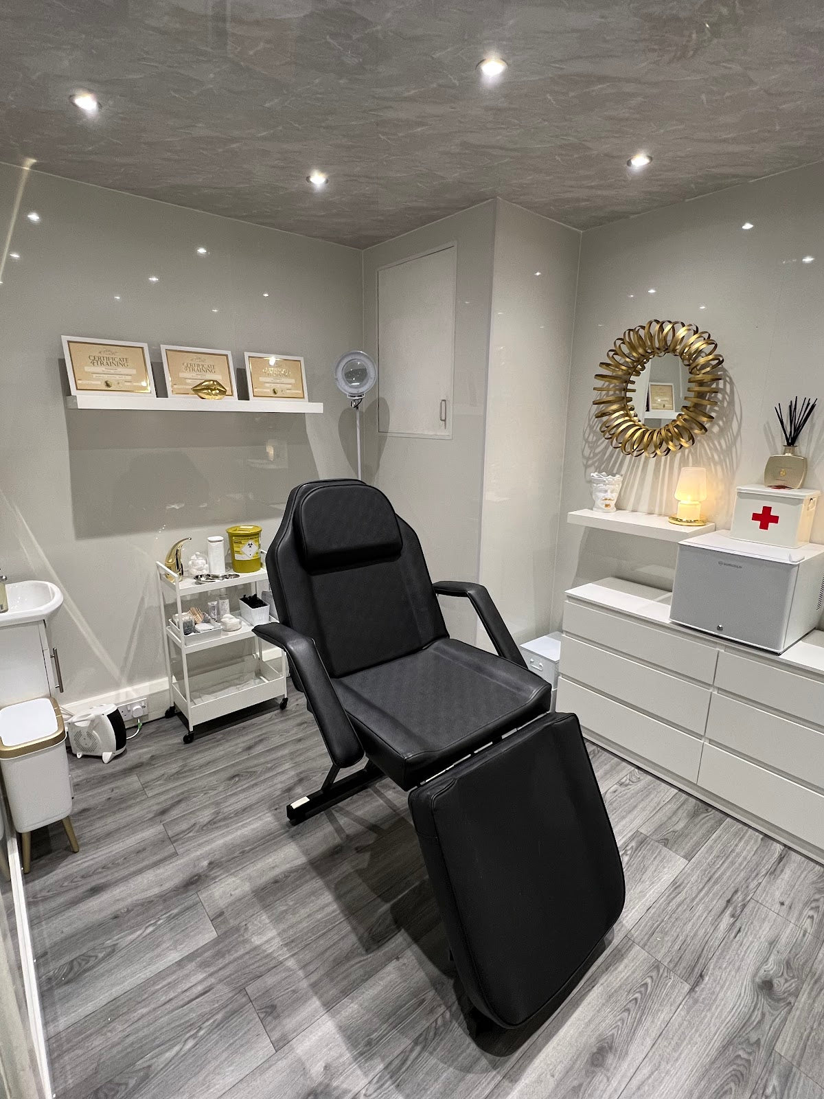 Leeds Aesthetics — Aesthetic Surgery Clinic in Leeds