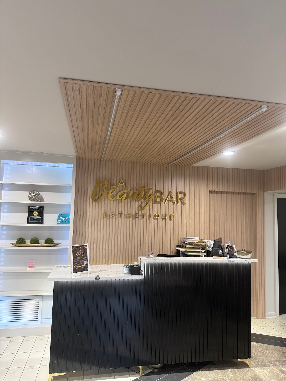 La Beauty Bar Esthetique | Aesthetic Surgery | Merriam, KS