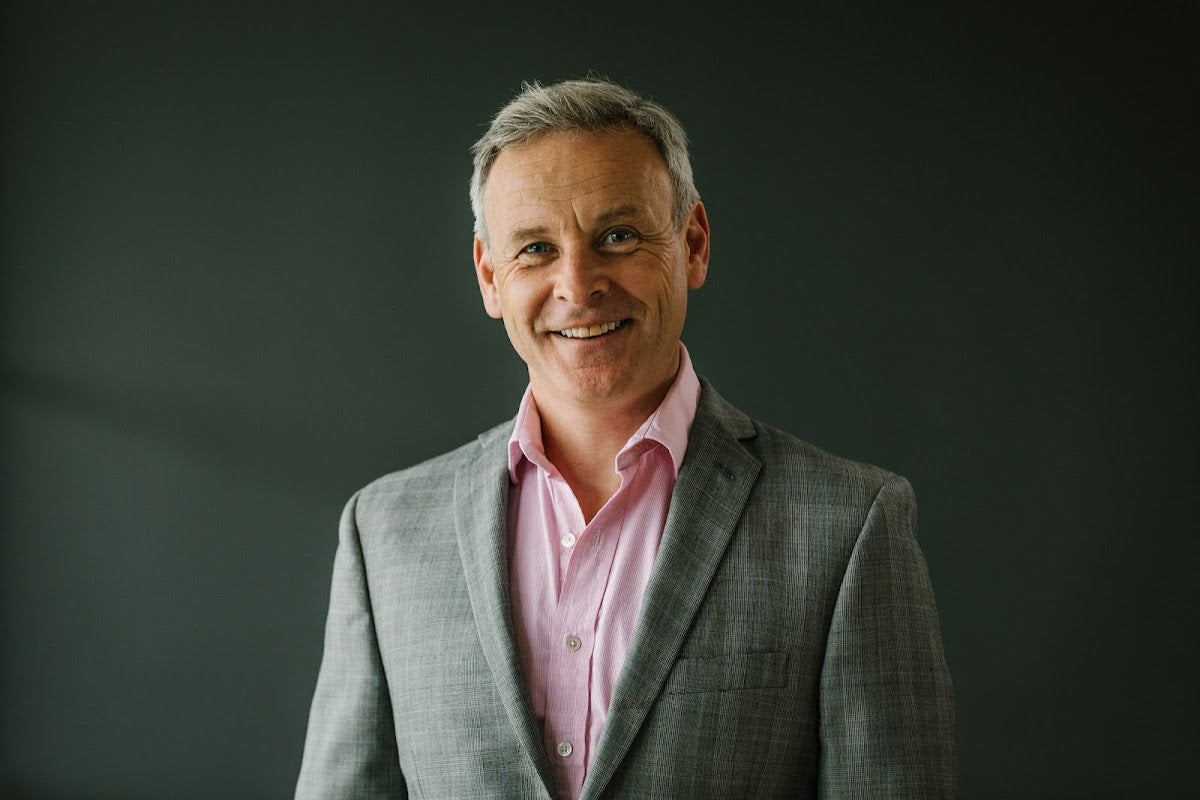 Anthony MacQuillan Consultant Plastic Surgeon - Aesthetic Surgery clinic in Bristol, United Kingdom