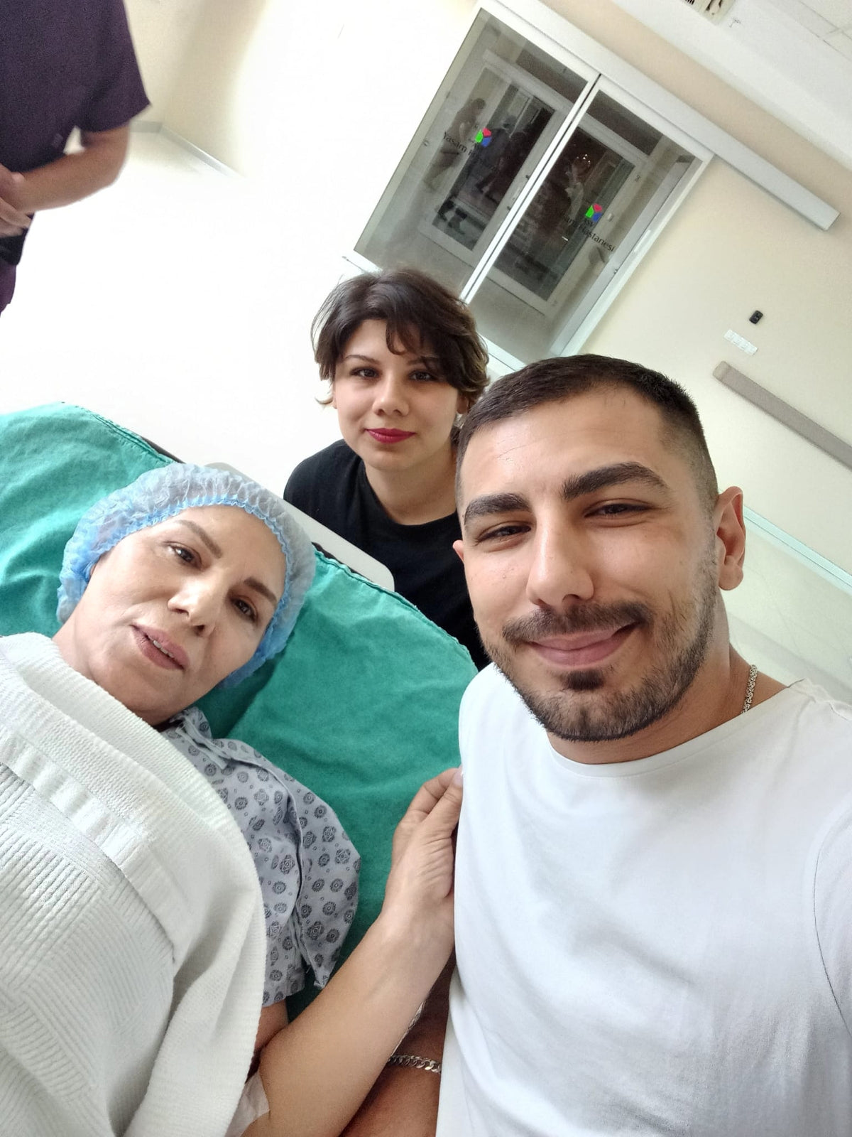 Doç. Dr. Asım Uslu Plastik Rekostrüktif ve Estetik Cerrahi — Dr.Visor photo 5