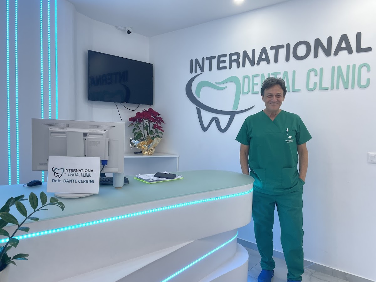 International Dental Clinic - Clinica Dentale Albania, Turismo Dentale - Dental clinic in Tiranë, Albania
