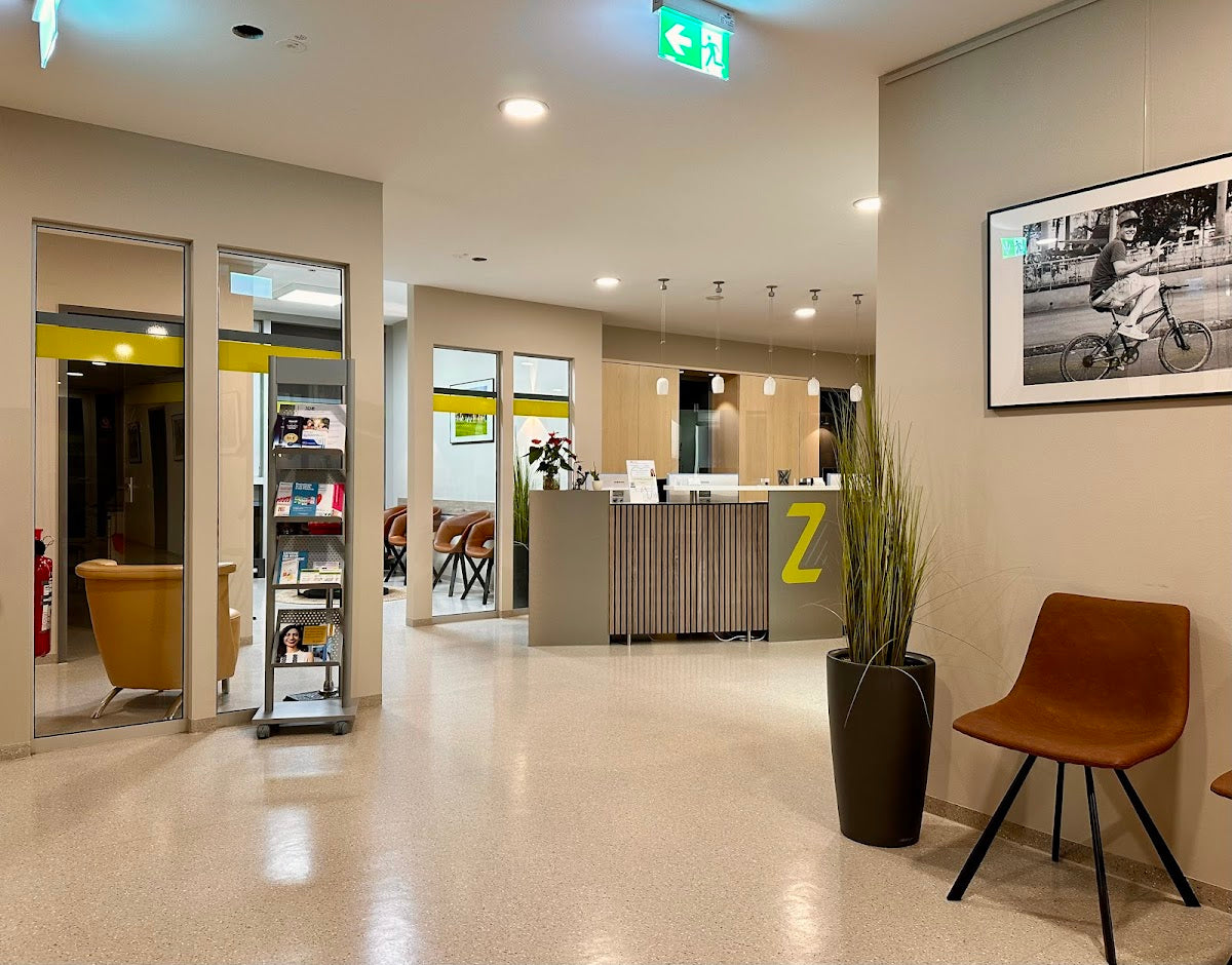 ZahnZentrumDresden / Mund-Kiefer-Gesichtschirurgie - Dental clinic in Dresden, Germany