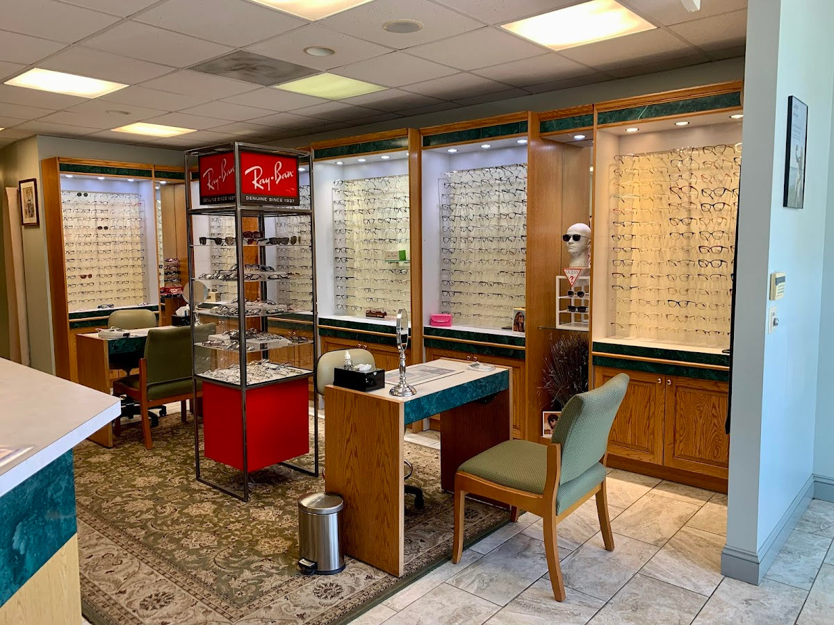Vision Center Associates | Eye Clinic | Trumbull, CT