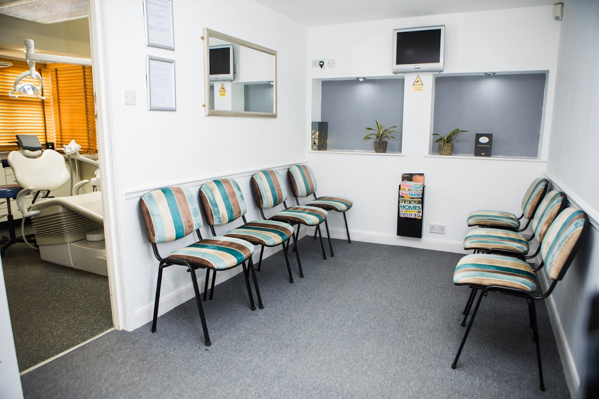 Hawkins Dental & Implant Clinic — photo 3