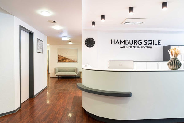 Hamburg Smile | Zahnarzt Hamburg Innenstadt | Dr. Maximilian Donges & Kollegen | Dental | Hamburg