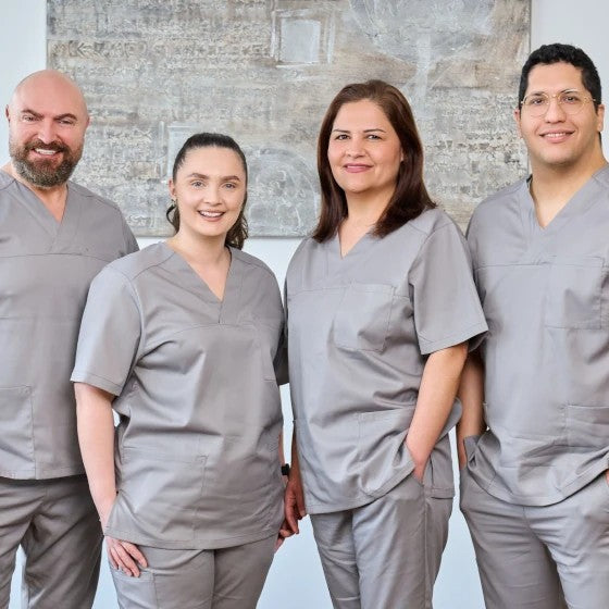 Emergency surgery Dr. Dr. Thomas Pechacek - Dental clinic in Köln, Germany