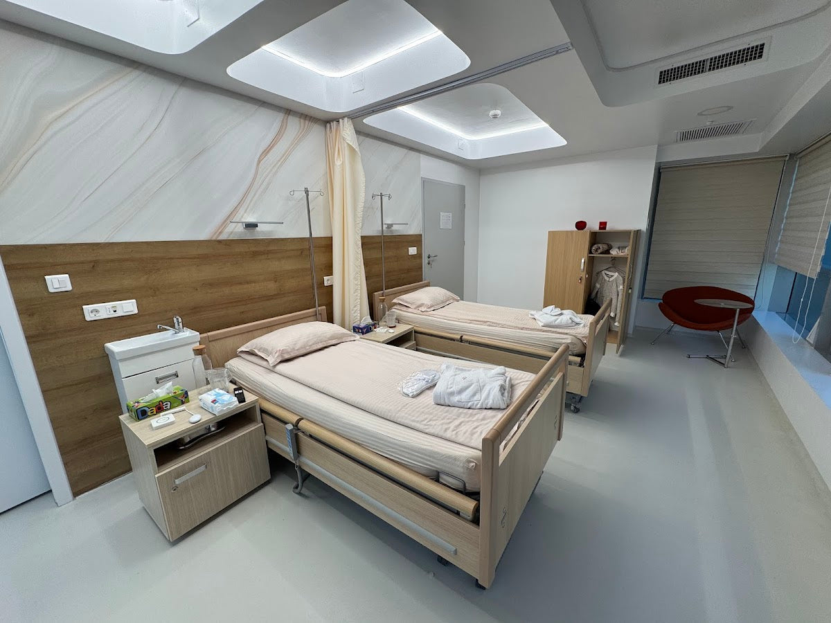Zetta Hospital - Aesthetic Surgery clinic in București, Romania