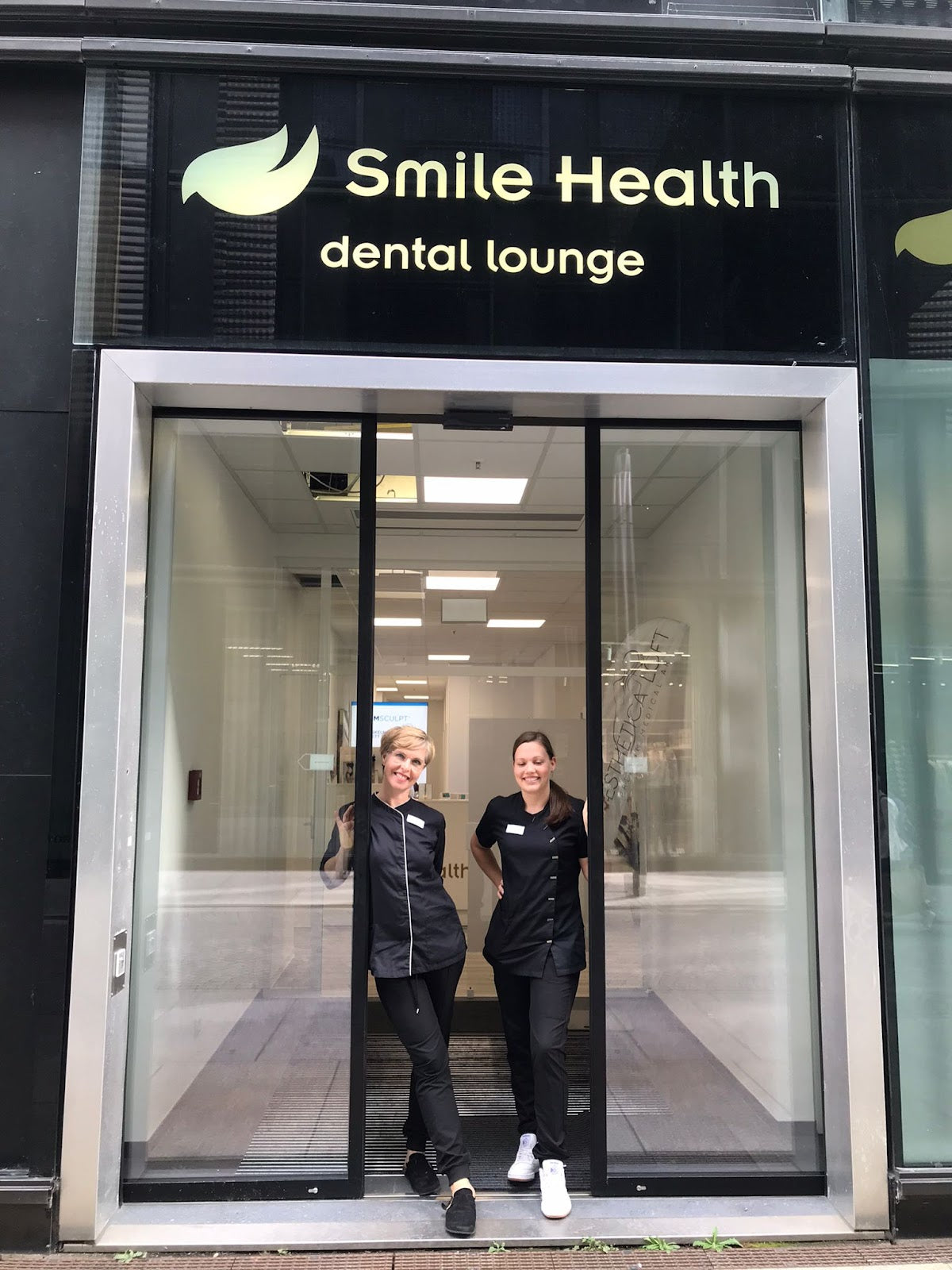 Smile Health - Dental Lounge - Dental clinic in Leipzig, Germany