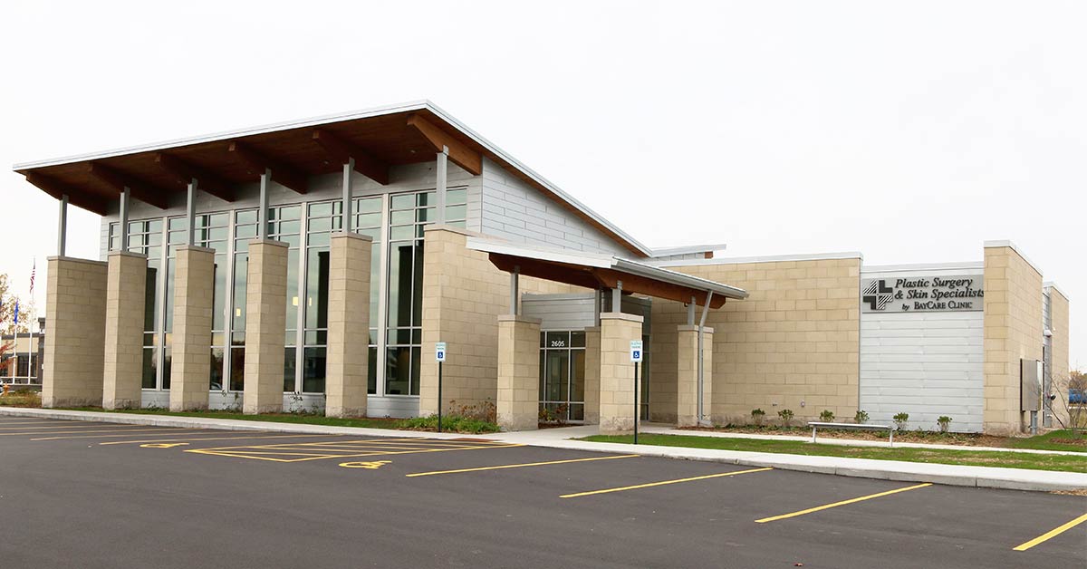 Plastic Surgery & Skin Specialists by BayCare Clinic | Hair Transplant | Green Bay, WI