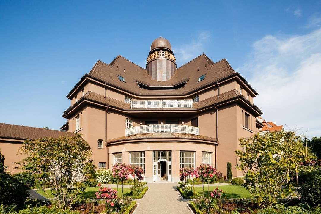 Dimas advanced aesthetic center - Aesthetic Surgery clinic in Leipzig, Germany