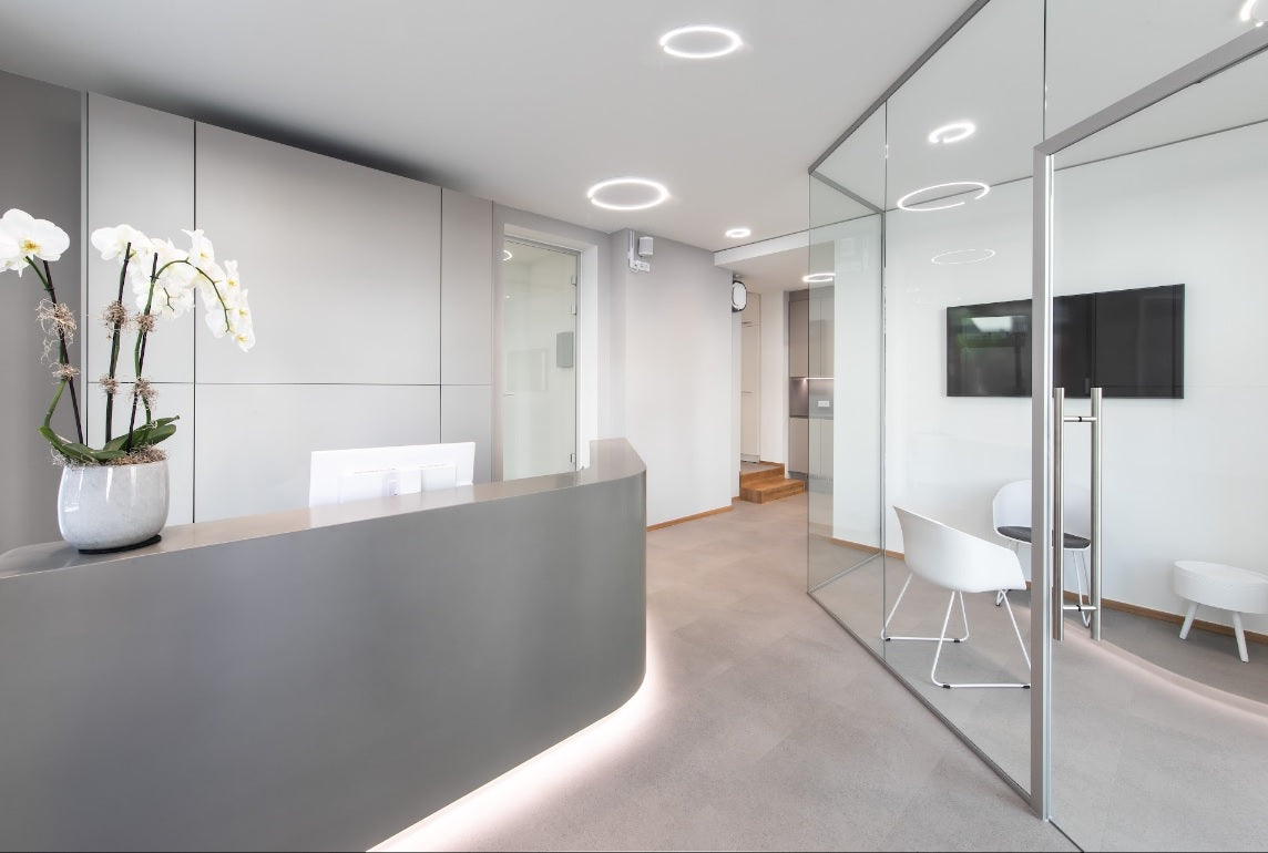 Dr. Christoph Wenninger - Implantologie Kompetenz - München - Dental clinic in München, Germany